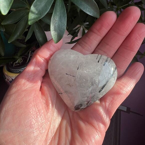 Black Rutilated Quartz Heart Carving‎ (#1) - Picture 2 of 11